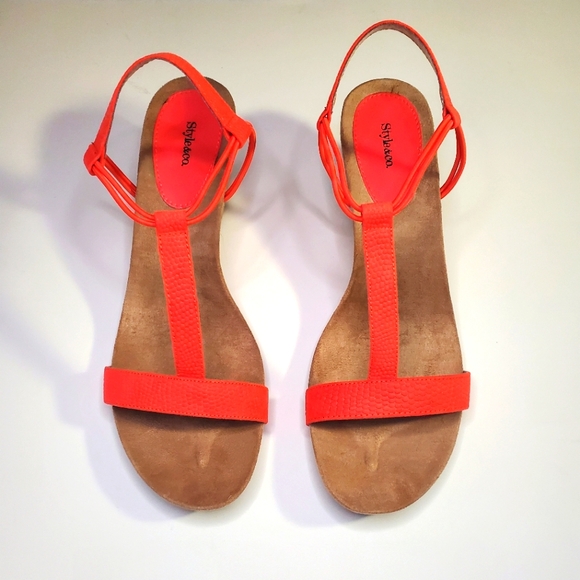 Women's Mulan Wedge Sandals, Created for Macy's . Size10 M Bright Coral New - Picture 1 of 9